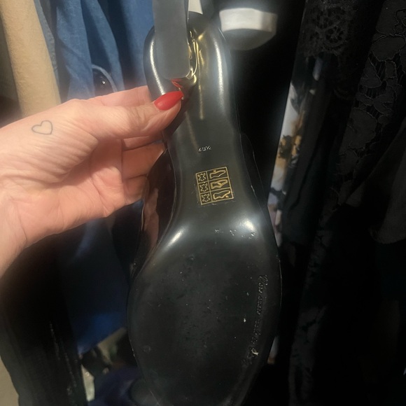 Almostt new dolce n gabanna heels - Picture 4 of 4